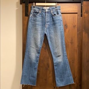 MOTHER DENIM tripper weekender fray